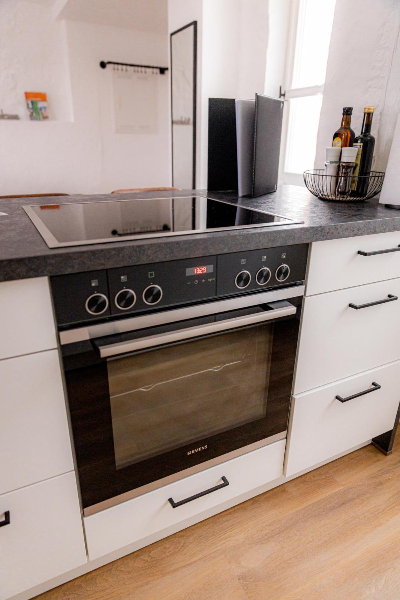 Highlight Am Stadtplatz Muehldorf - C4S Come4Stay - 2 Zimmer Wohnung I Bis Zu 5 Gaeste Oda fotoğraf